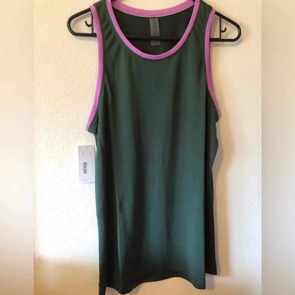 Outdoor Voices recycled mesh Tank XS New! - Picture 6 of 8